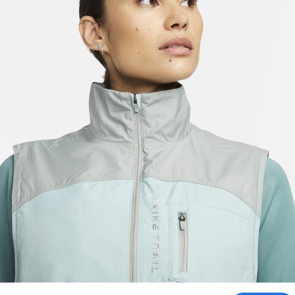 Nike Trail Repel Women's Trail Running Vest - Picture 3 of 17